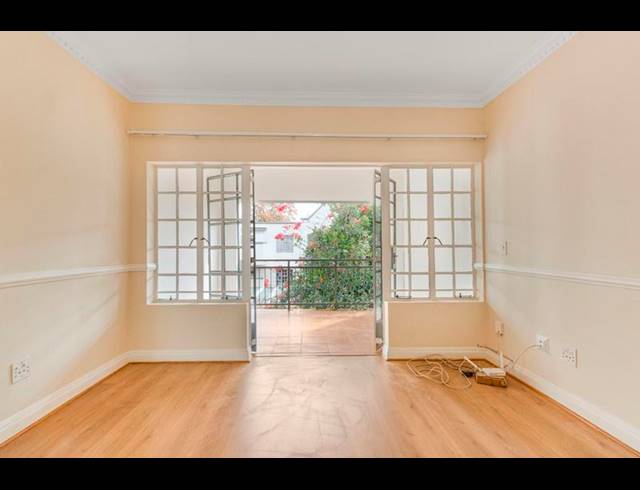 2 BEDROOM APARTMENT FOR SALE IN CRAIGHALL